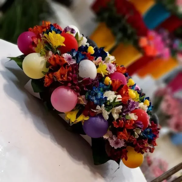 باکس گل و بادکنک‌آرایی